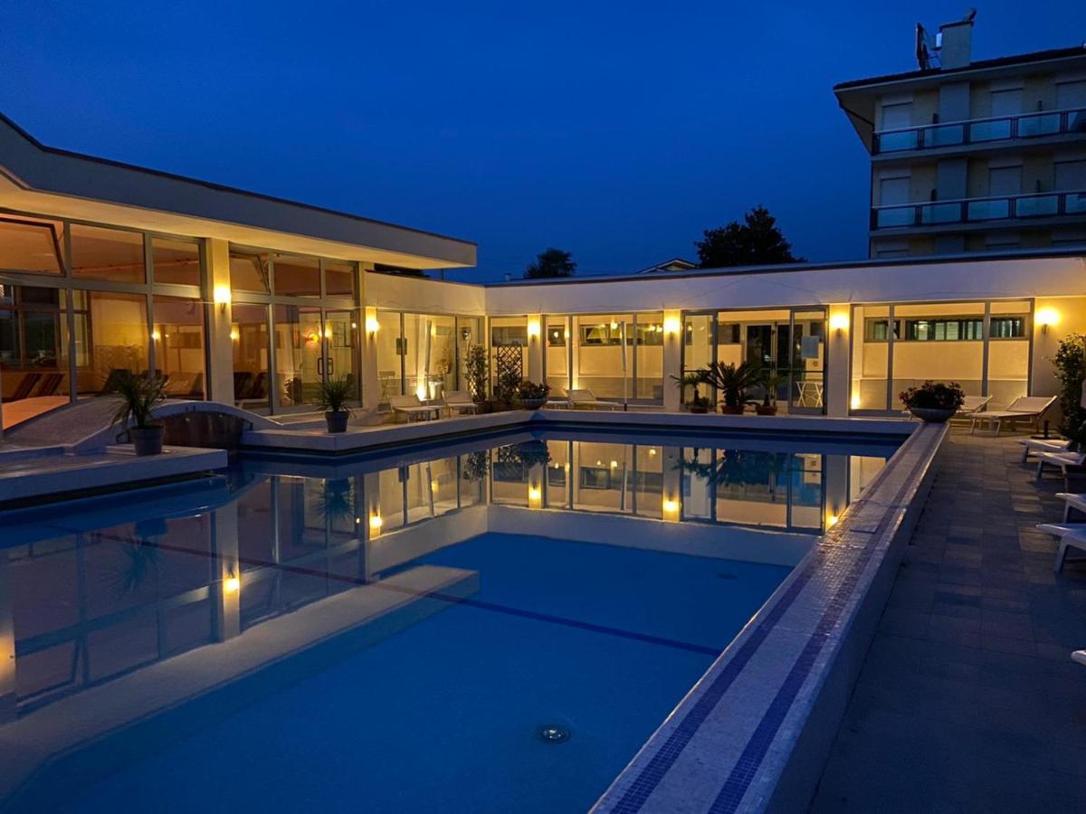 Hotel Terme Dolomiti อาบาโนแตร์เม ภายนอก รูปภาพ