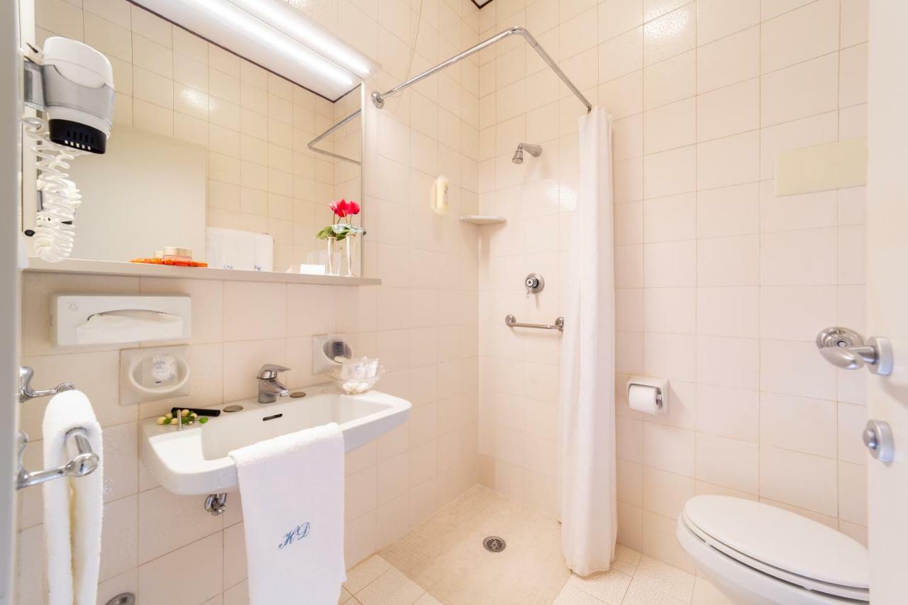Hotel Terme Dolomiti อาบาโนแตร์เม ภายนอก รูปภาพ
