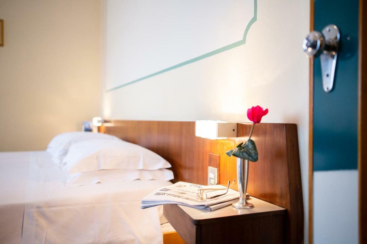 Hotel Terme Dolomiti อาบาโนแตร์เม ภายนอก รูปภาพ